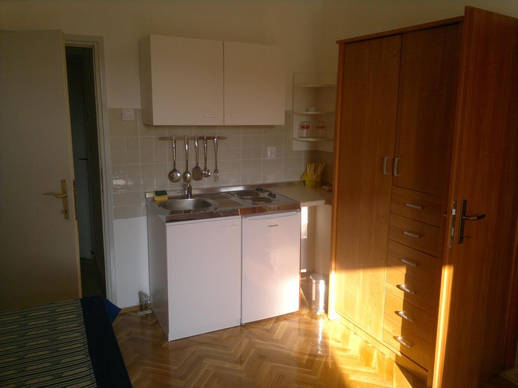 Lino Apartments โรวีน ห้อง รูปภาพ